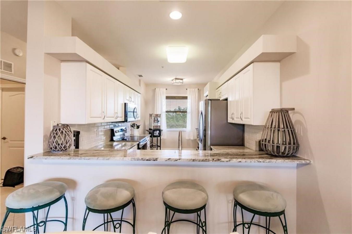 Embrace a lifestyle of leisure in this exceptional 4th floor Ashbury m – image 8