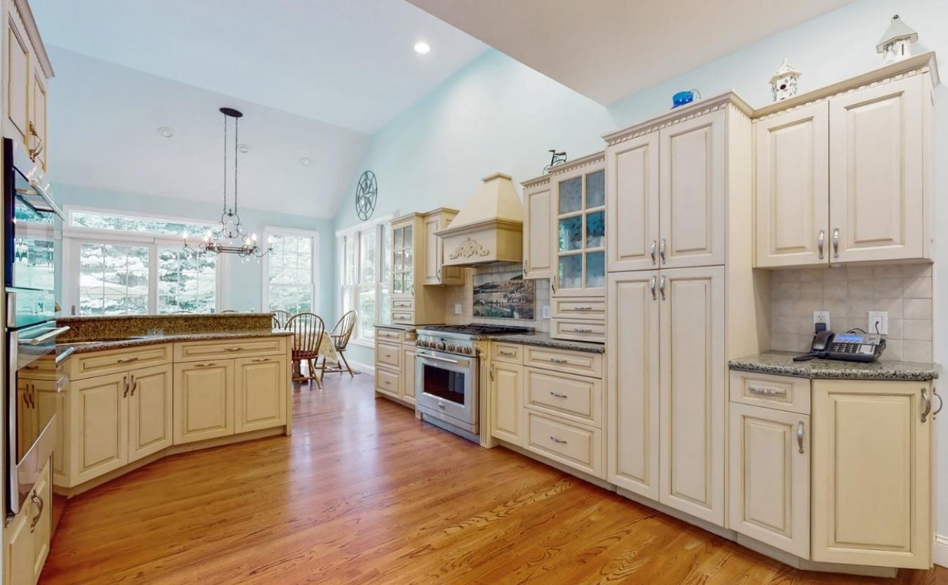 17 Tappanwood Drive, Locust Valley, New York, 11560, United States, 5 Bedrooms Bedrooms, ,4 BathroomsBathrooms,Residential,For Sale,17 Tappanwood Drive,1488085