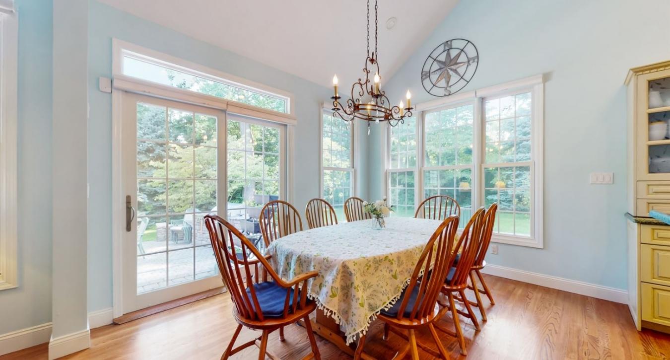 17 Tappanwood Drive, Locust Valley, New York, 11560, United States, 5 Bedrooms Bedrooms, ,4 BathroomsBathrooms,Residential,For Sale,17 Tappanwood Drive,1488085