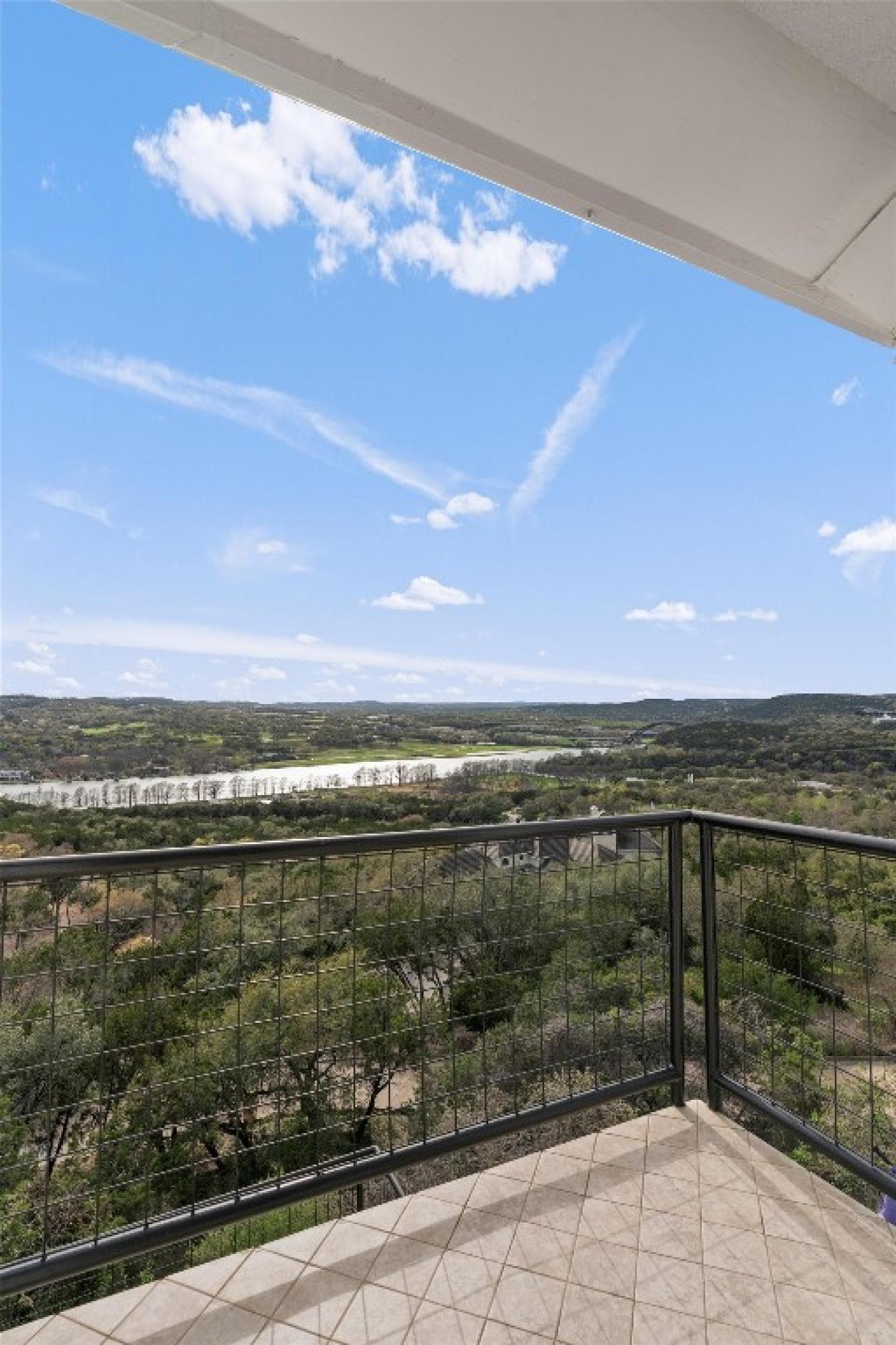 6001 Hood HOLW, Austin, Texas, 78731, United States, 5 Bedrooms Bedrooms, ,4 BathroomsBathrooms,Residential,For Sale,6001 Hood HOLW,1489313