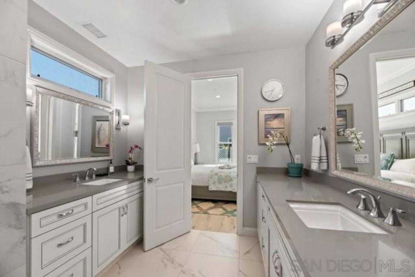 839-841 Reed Avenue, San Diego, California, 92109, United States, 5 Bedrooms Bedrooms, ,5 BathroomsBathrooms,Residential,For Sale,839-841 Reed Avenue,1489309