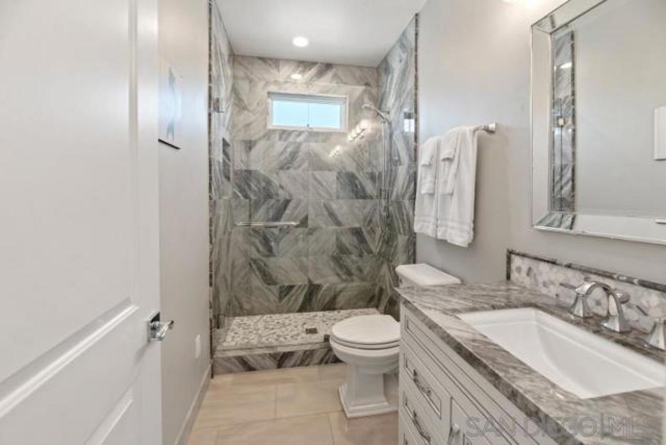 839-841 Reed Avenue, San Diego, California, 92109, United States, 5 Bedrooms Bedrooms, ,5 BathroomsBathrooms,Residential,For Sale,839-841 Reed Avenue,1489309