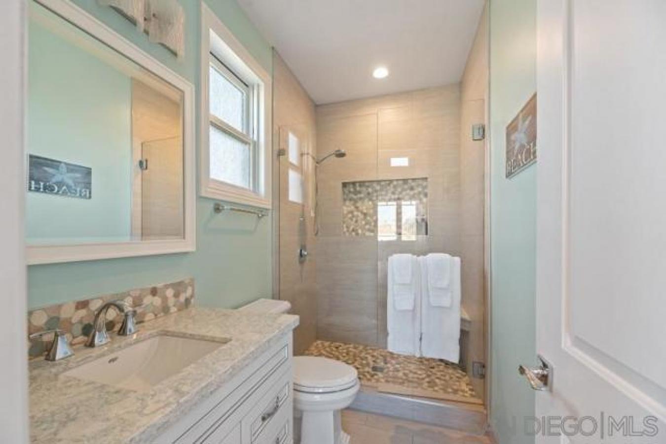 839-841 Reed Avenue, San Diego, California, 92109, United States, 5 Bedrooms Bedrooms, ,5 BathroomsBathrooms,Residential,For Sale,839-841 Reed Avenue,1489309