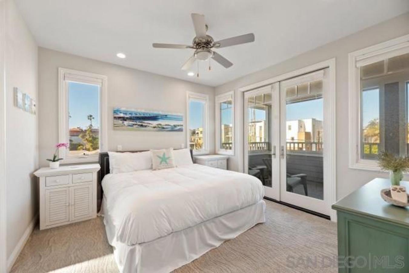 839-841 Reed Avenue, San Diego, California, 92109, United States, 5 Bedrooms Bedrooms, ,5 BathroomsBathrooms,Residential,For Sale,839-841 Reed Avenue,1489309