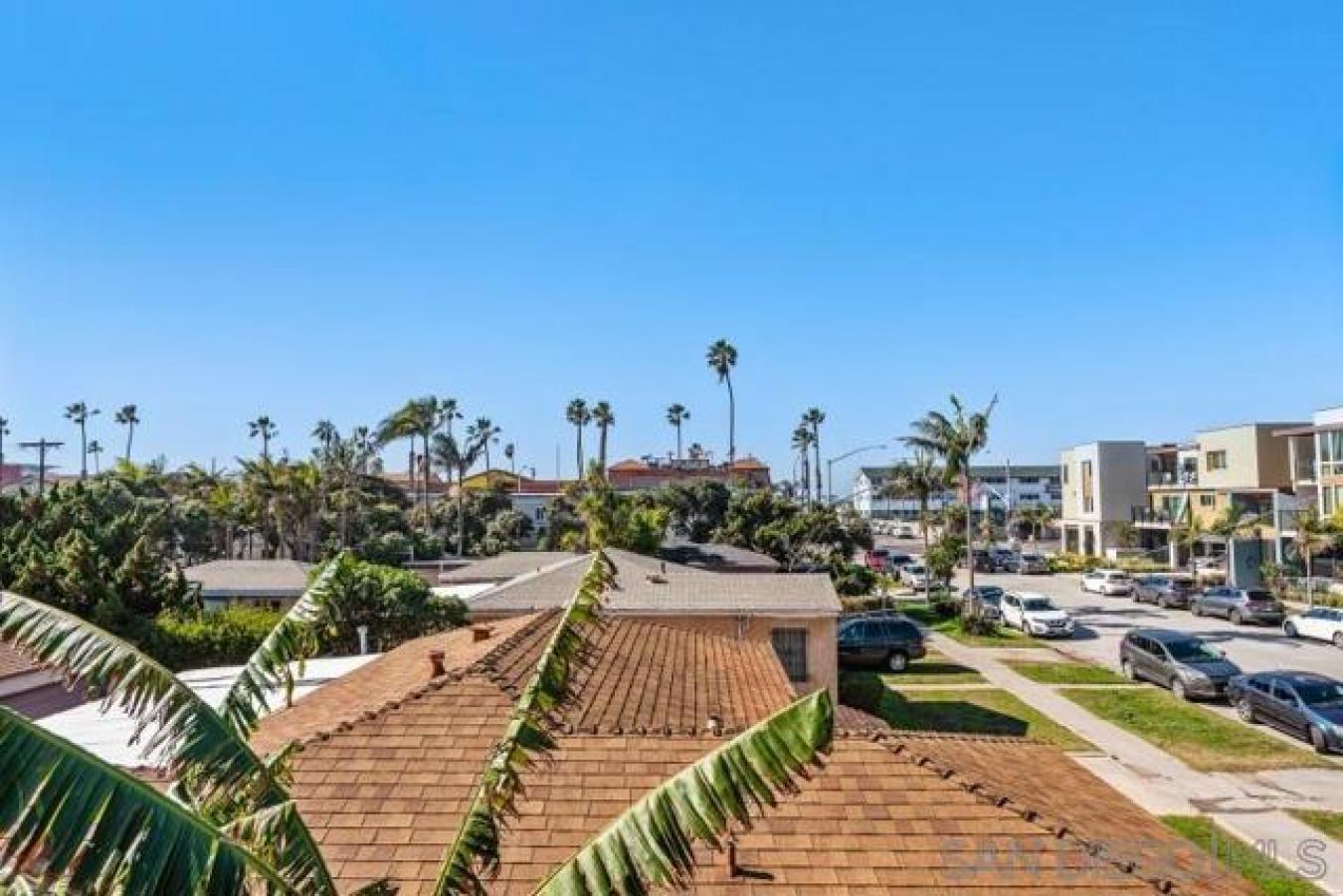 839-841 Reed Avenue, San Diego, California, 92109, United States, 5 Bedrooms Bedrooms, ,5 BathroomsBathrooms,Residential,For Sale,839-841 Reed Avenue,1489309