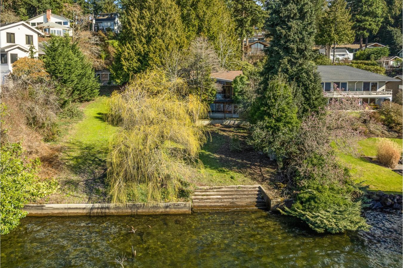 2521 103rd Ave SE, Bellevue, WA, 98004, United States, 2 Bedrooms Bedrooms, ,2 BathroomsBathrooms,Residential,For Sale,2521 103rd Ave SE,1489306