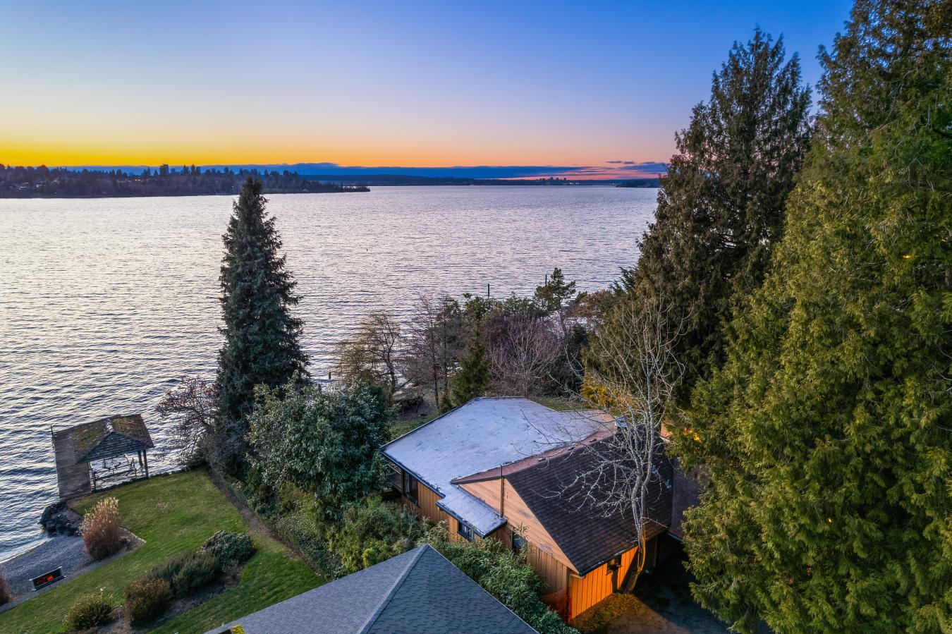 2521 103rd Ave SE, Bellevue, WA, 98004, United States, 2 Bedrooms Bedrooms, ,2 BathroomsBathrooms,Residential,For Sale,2521 103rd Ave SE,1489306
