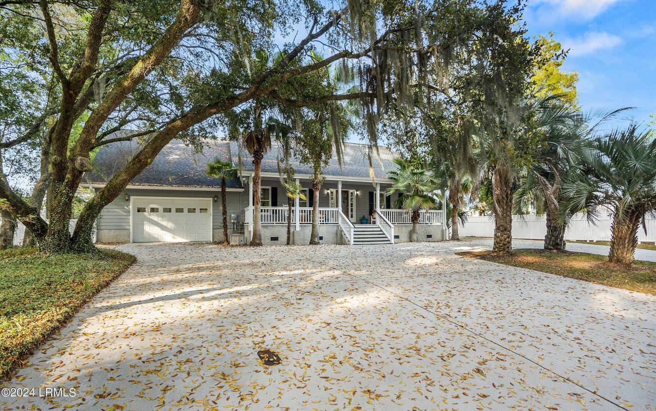 743 Eddings Point Road, St. Helena Island, South Carolina, 29920, United States, 4 Bedrooms Bedrooms, ,5 BathroomsBathrooms,Residential,For Sale,743 Eddings Point Road,1490022