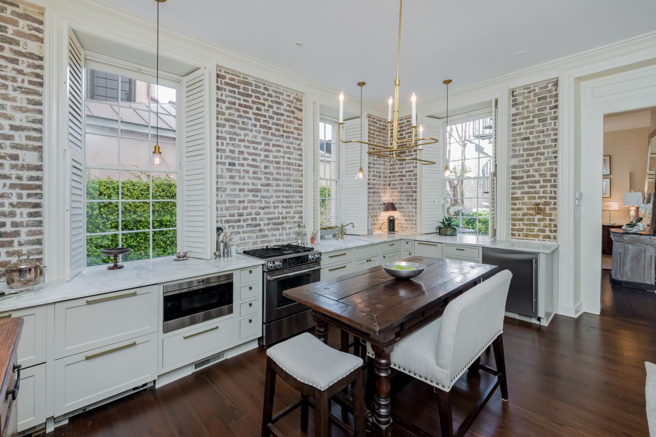 87 E Bay Street, Downtown Charleston, SC, 29401, United States, 1 Bedroom Bedrooms, ,1 BathroomBathrooms,Residential,For Sale,87 E Bay Street,794624
