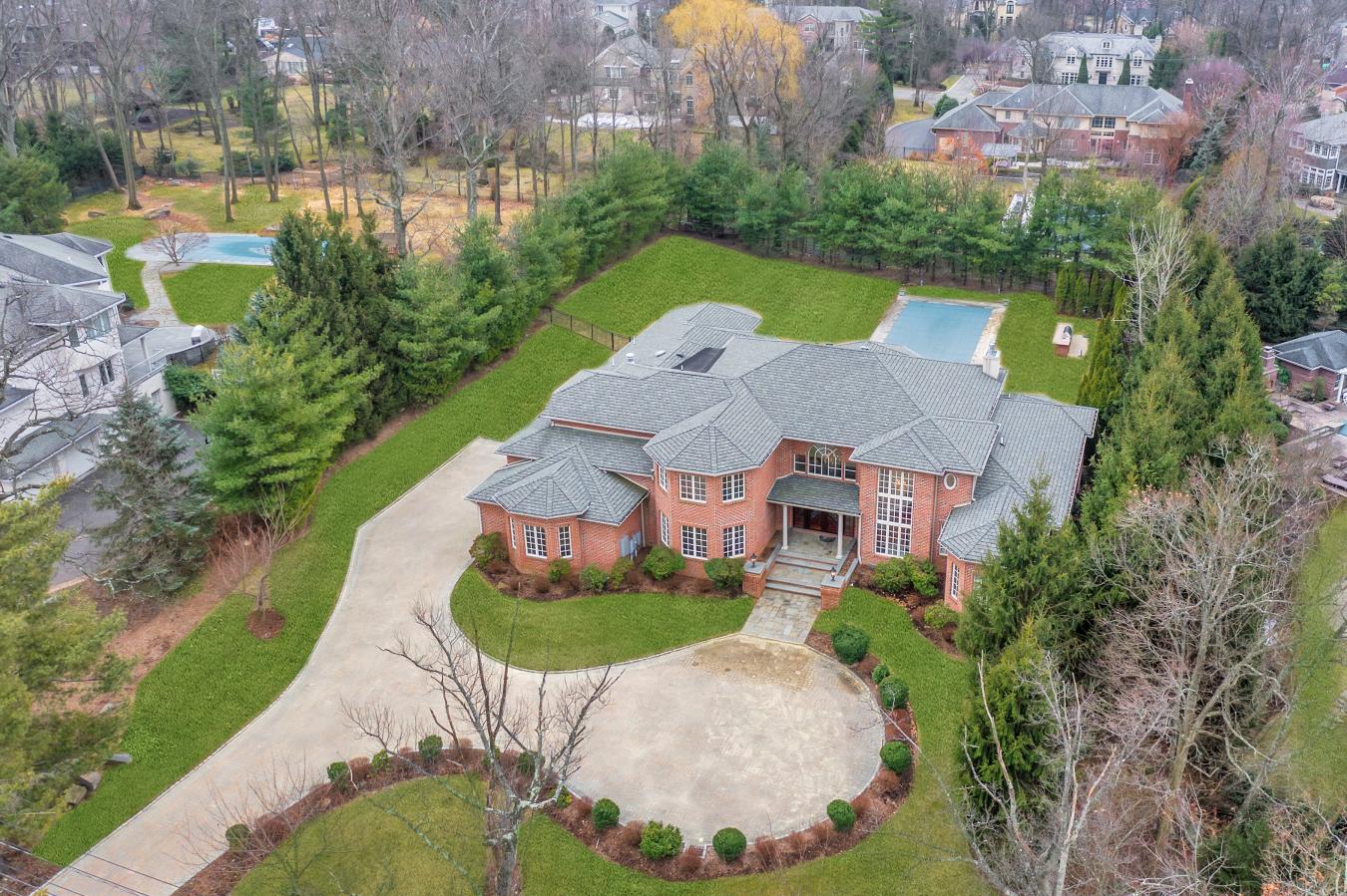 18 Kent Road, Tenafly, NJ, 07670, United States, 8 Bedrooms Bedrooms, ,9 BathroomsBathrooms,Residential,For Sale,18 Kent Road,794572