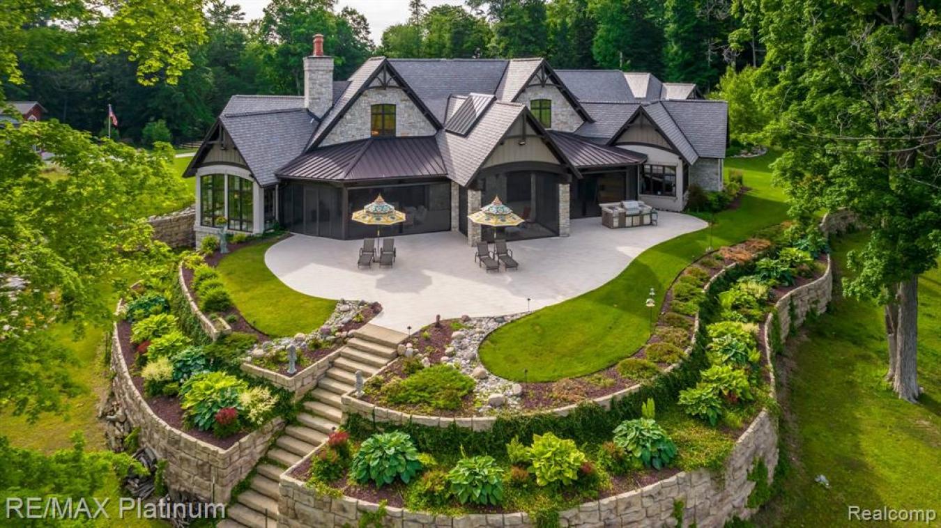 1286 Gray Fox Court, Howell, MI, 48843, United States, 5 Bedrooms Bedrooms, ,4 BathroomsBathrooms,Residential,For Sale,1286 Gray Fox Court,1493134