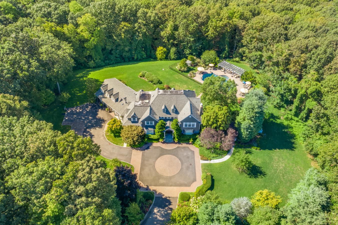 21 Yellow Cote Road, Oyster Bay Cove, NY, 11771, United States, 6 Bedrooms Bedrooms, ,7 BathroomsBathrooms,Residential,For Sale,21 Yellow Cote Road,794254