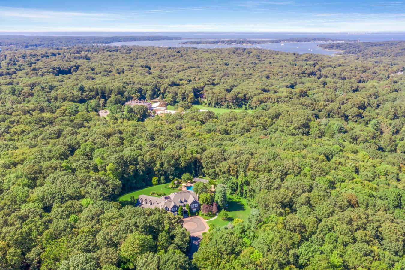 21 Yellow Cote Road, Oyster Bay Cove, NY, 11771, United States, 6 Bedrooms Bedrooms, ,7 BathroomsBathrooms,Residential,For Sale,21 Yellow Cote Road,794254