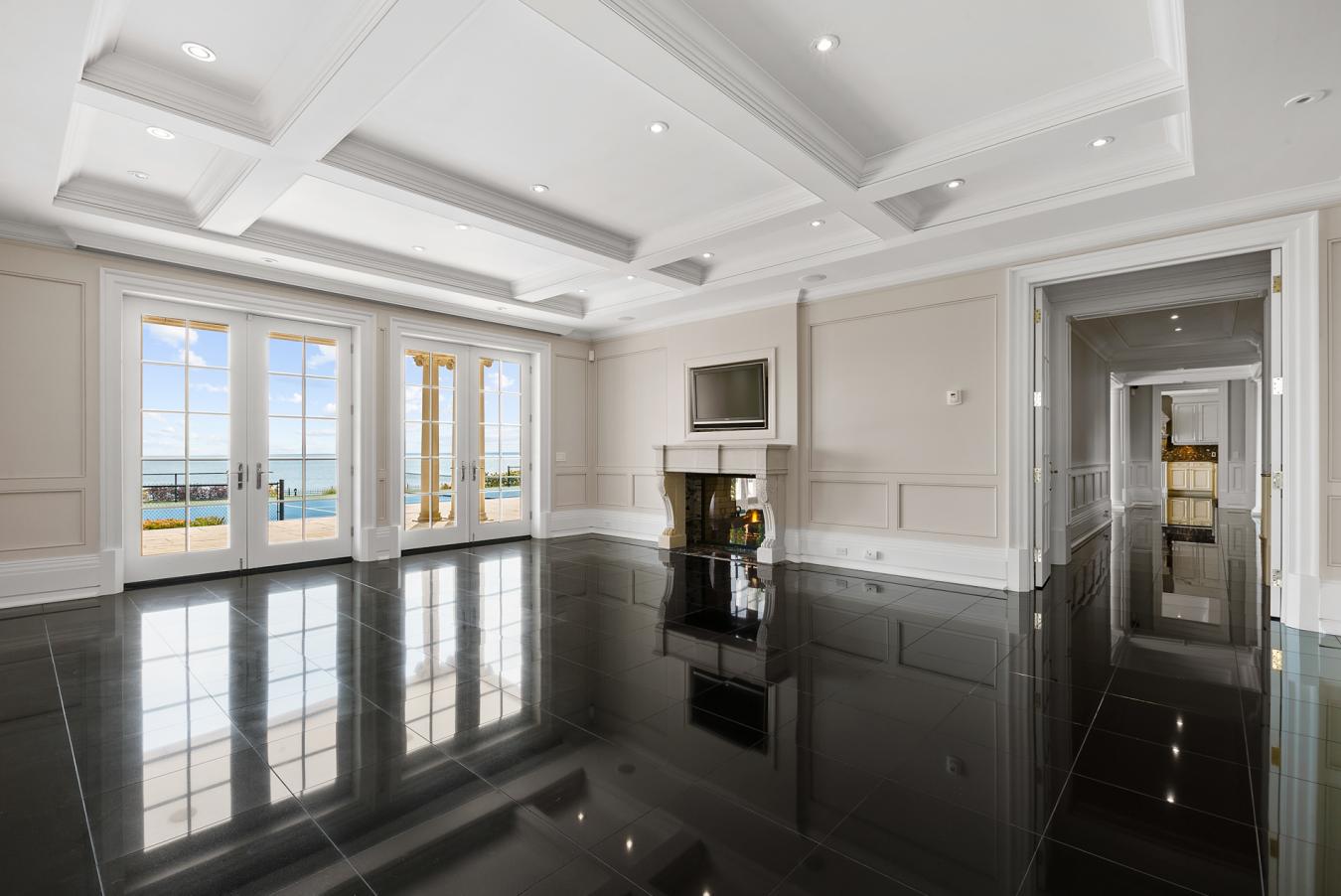 1092 Argyle Drive, Oakville, Ontario, L6J 1A7, Canada, 7 Bedrooms Bedrooms, ,6 BathroomsBathrooms,Residential,For Sale,1092 Argyle Drive,794190