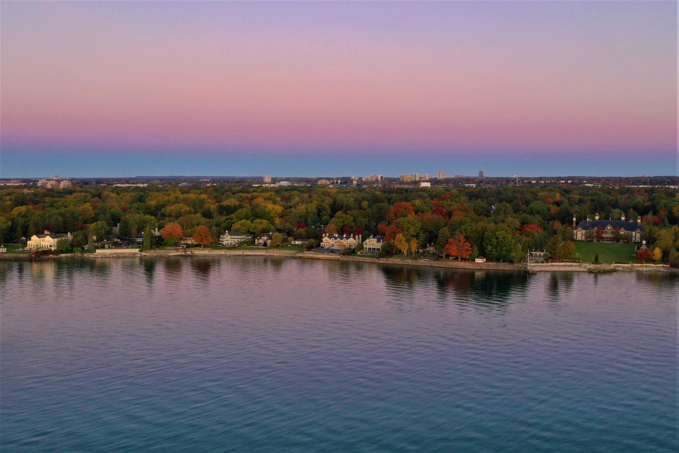 1092 Argyle Drive, Oakville, Ontario, L6J 1A7, Canada, 7 Bedrooms Bedrooms, ,6 BathroomsBathrooms,Residential,For Sale,1092 Argyle Drive,794190