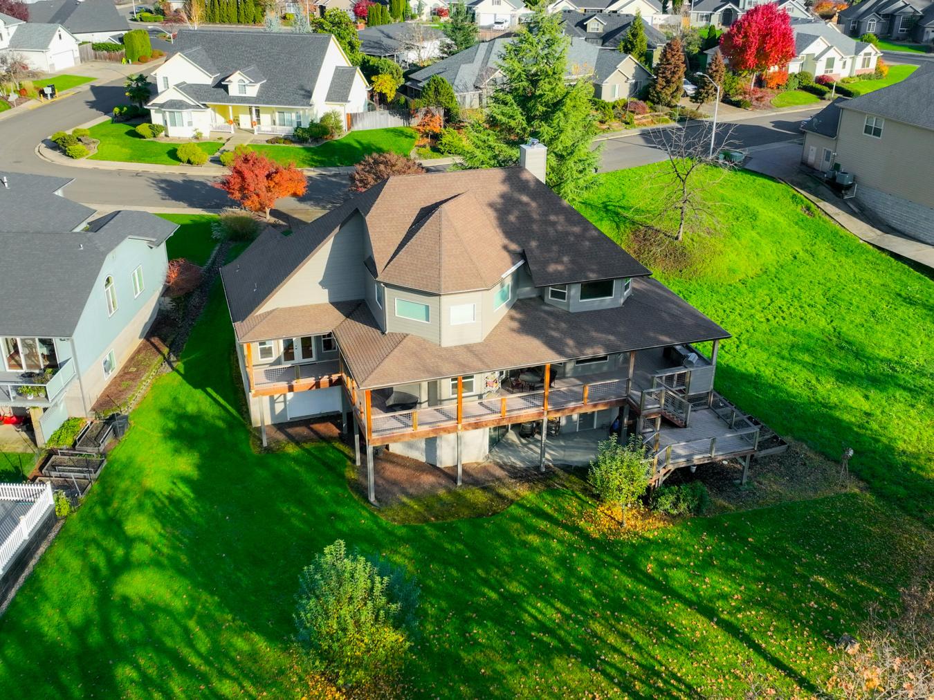 976 Southwater Dr, Roseburg, Oregon, 97471, United States, 3 Bedrooms Bedrooms, ,2 BathroomsBathrooms,Residential,For Sale,976 Southwater Dr,1496782