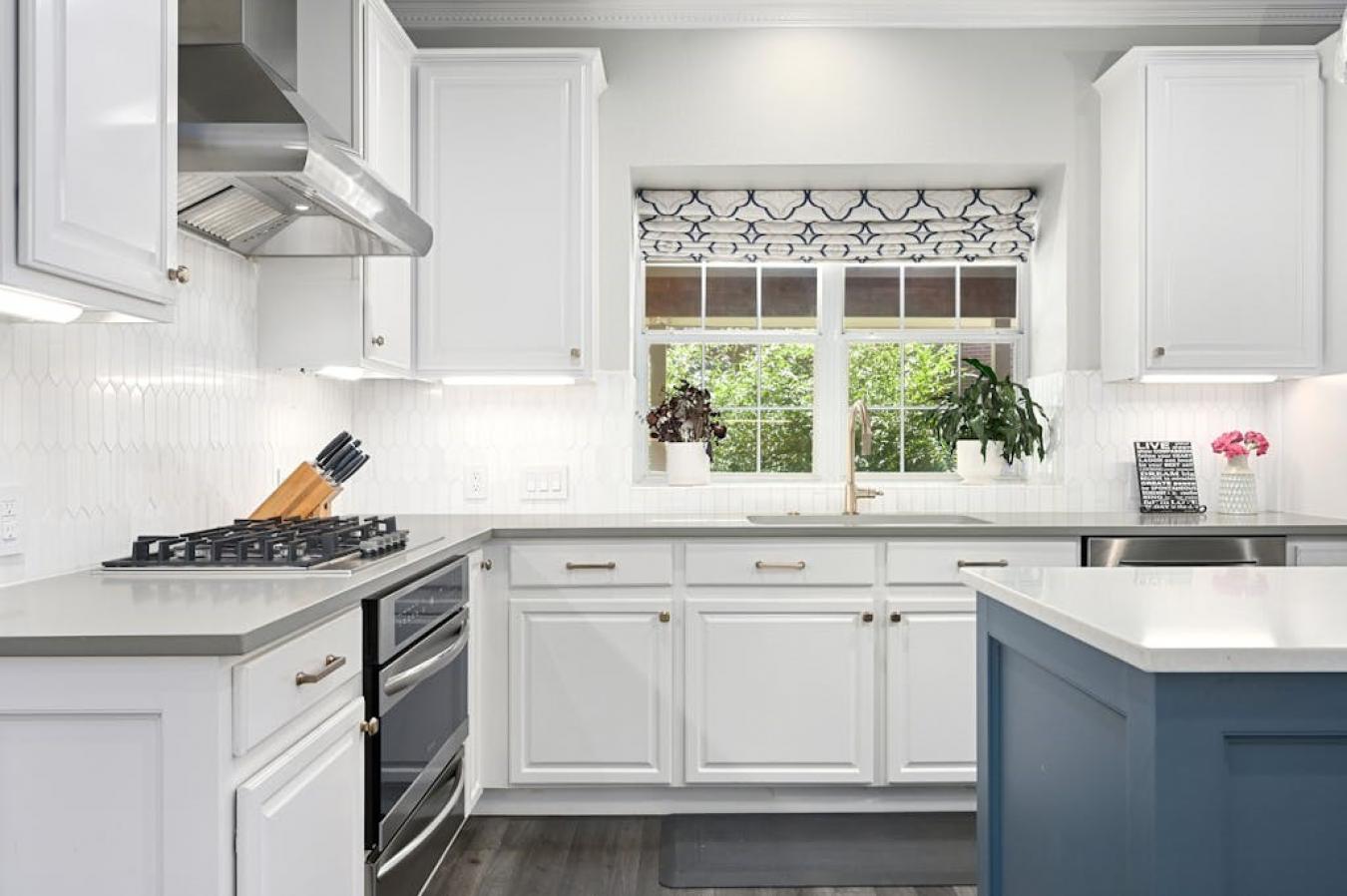 5213 Corrientes Cove, Austin, Texas, 78739, United States, 4 Bedrooms Bedrooms, ,3 BathroomsBathrooms,Residential,For Sale,5213 Corrientes Cove,1497256