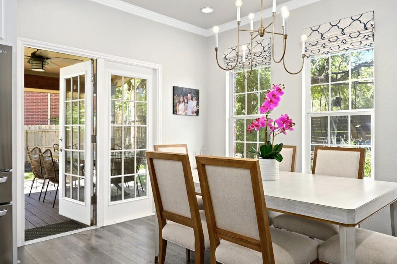 5213 Corrientes Cove, Austin, Texas, 78739, United States, 4 Bedrooms Bedrooms, ,3 BathroomsBathrooms,Residential,For Sale,5213 Corrientes Cove,1497256