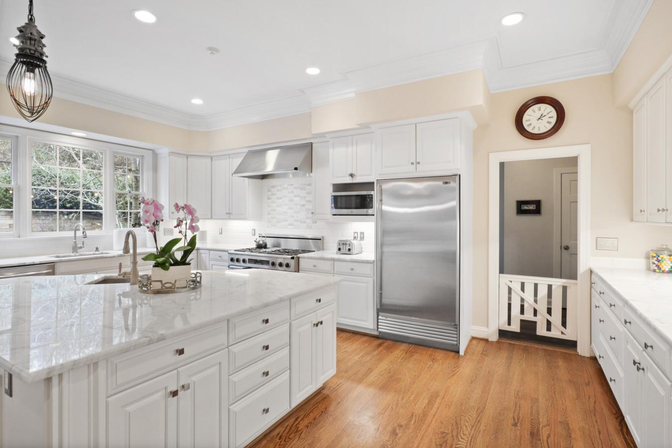 10857 Flowerstone Street, Oakton, VA, 22124, United States, 5 Bedrooms Bedrooms, ,4 BathroomsBathrooms,Residential,For Sale,10857 Flowerstone Street,1499349