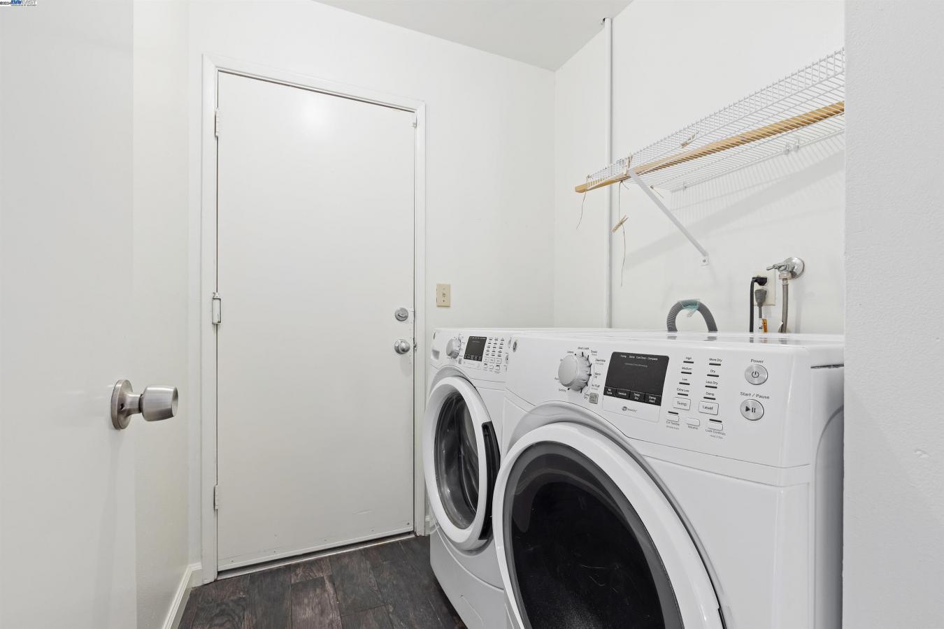 910 Rock Ridge Way, Pittsburg, CA, 94565, United States, 3 Bedrooms Bedrooms, ,2 BathroomsBathrooms,Residential,For Sale,910 Rock Ridge Way,1501889