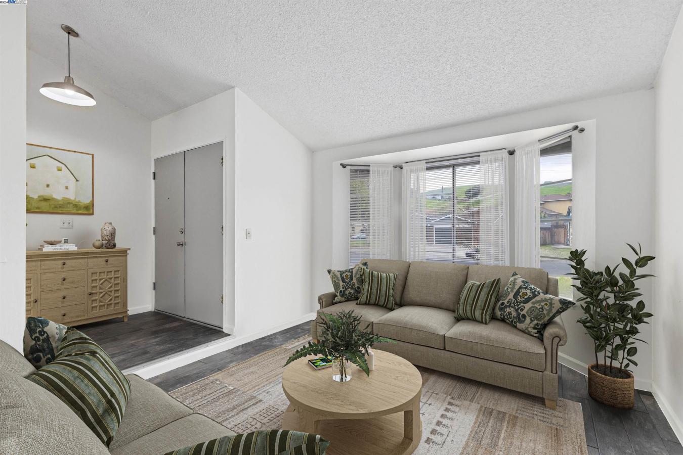 910 Rock Ridge Way, Pittsburg, CA, 94565, United States, 3 Bedrooms Bedrooms, ,2 BathroomsBathrooms,Residential,For Sale,910 Rock Ridge Way,1501889