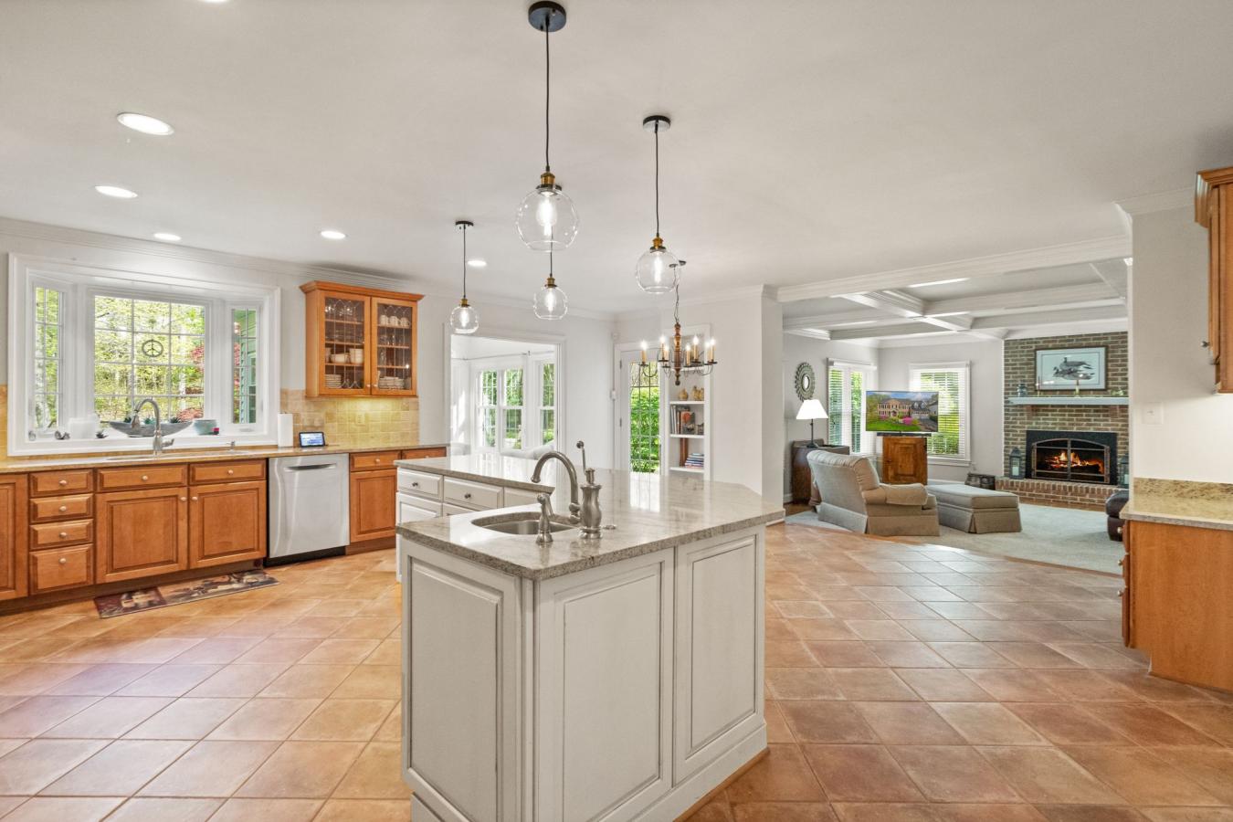6609 Rock Crystal Drive, Clifton, Virginia, 20124, United States, 6 Bedrooms Bedrooms, ,5 BathroomsBathrooms,Residential,For Sale,6609 Rock Crystal Drive,1501881