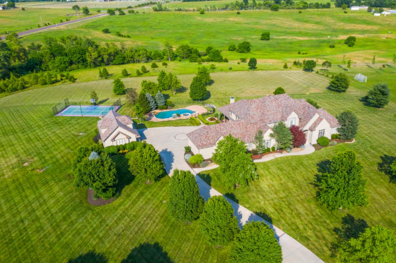 18023 Melrose Drive, Bucyrus, KS, 66013, United States, 5 Bedrooms Bedrooms, ,6 BathroomsBathrooms,Residential,For Sale,18023 Melrose Drive,890566
