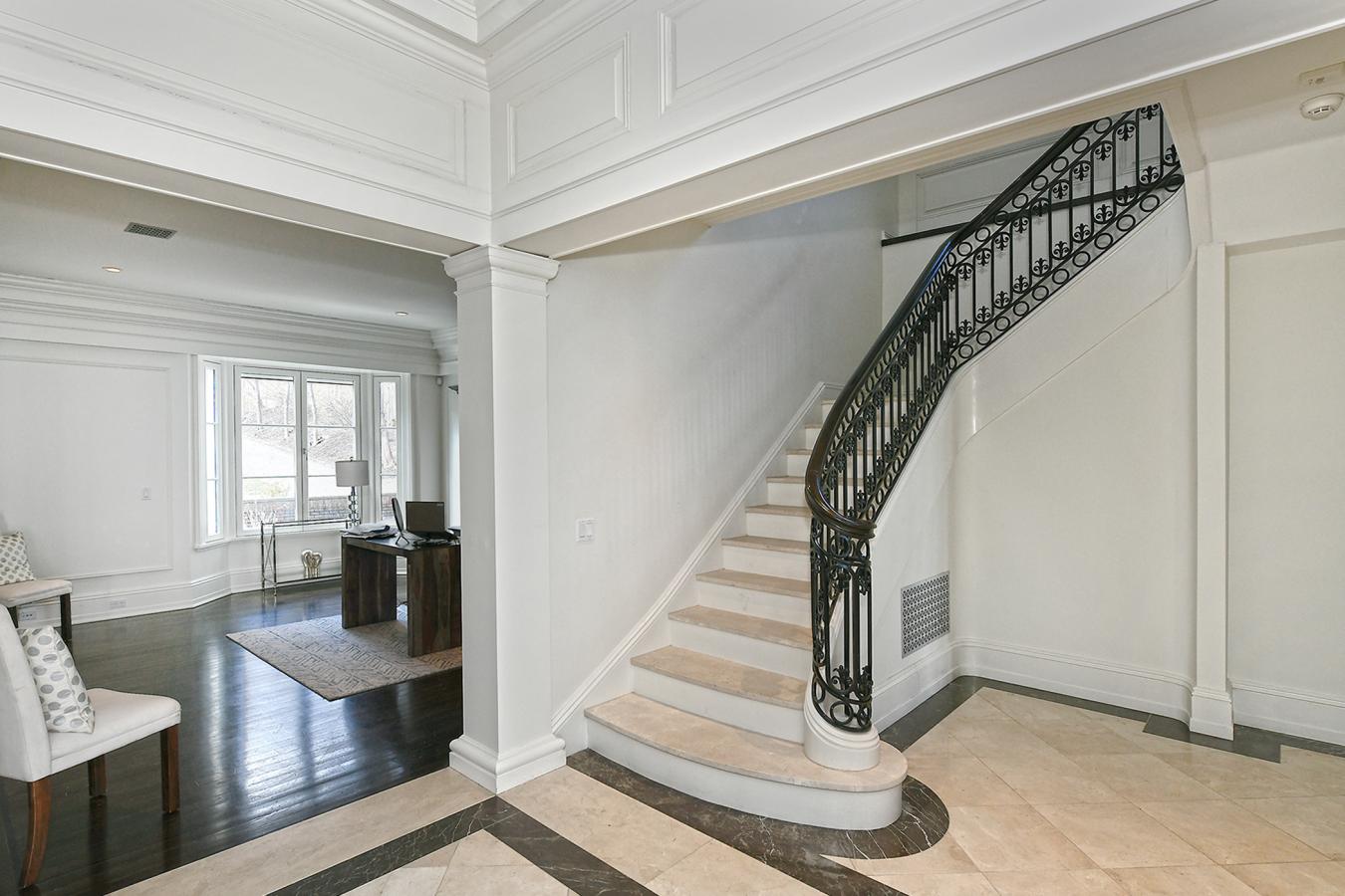 7 Sea Crest Drive, Lloyd Harbor, NY, 11743, United States, 7 Bedrooms Bedrooms, ,4 BathroomsBathrooms,Residential,For Sale,7 Sea Crest Drive,1513279