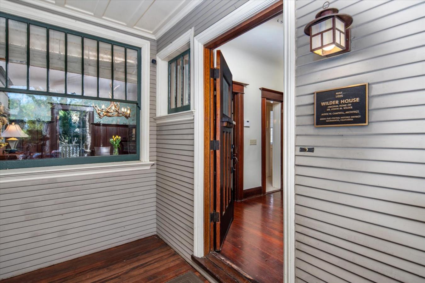 516 10th Street, Sacramento, CA, 95814, United States, 4 Bedrooms Bedrooms, ,1 BathroomBathrooms,Residential,For Sale,516 10th Street,1504155