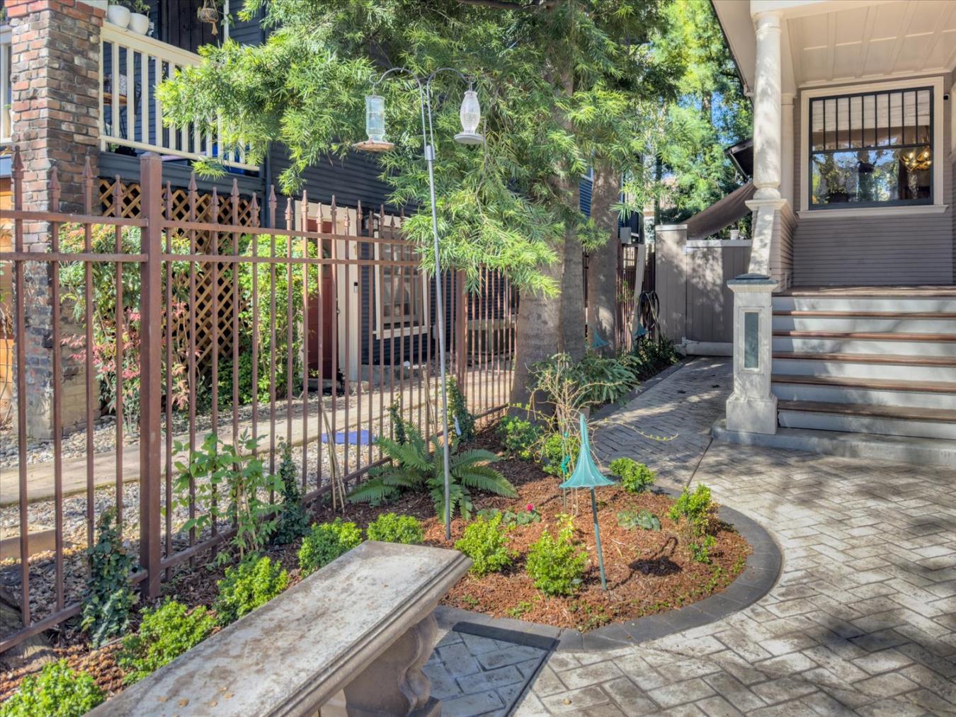 516 10th Street, Sacramento, CA, 95814, United States, 4 Bedrooms Bedrooms, ,1 BathroomBathrooms,Residential,For Sale,516 10th Street,1504155