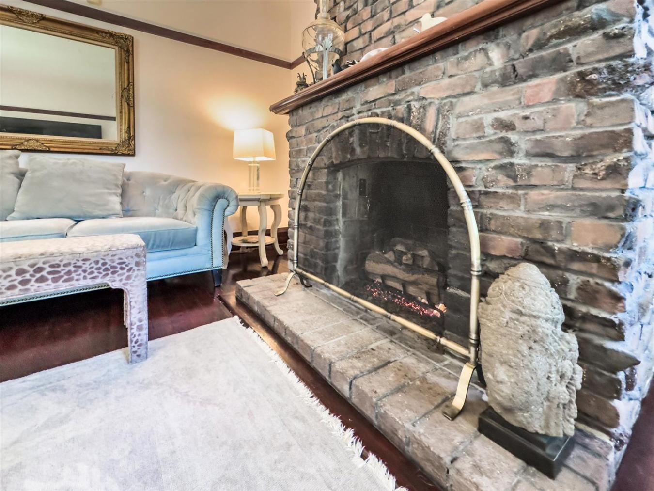 516 10th Street, Sacramento, CA, 95814, United States, 4 Bedrooms Bedrooms, ,1 BathroomBathrooms,Residential,For Sale,516 10th Street,1504155