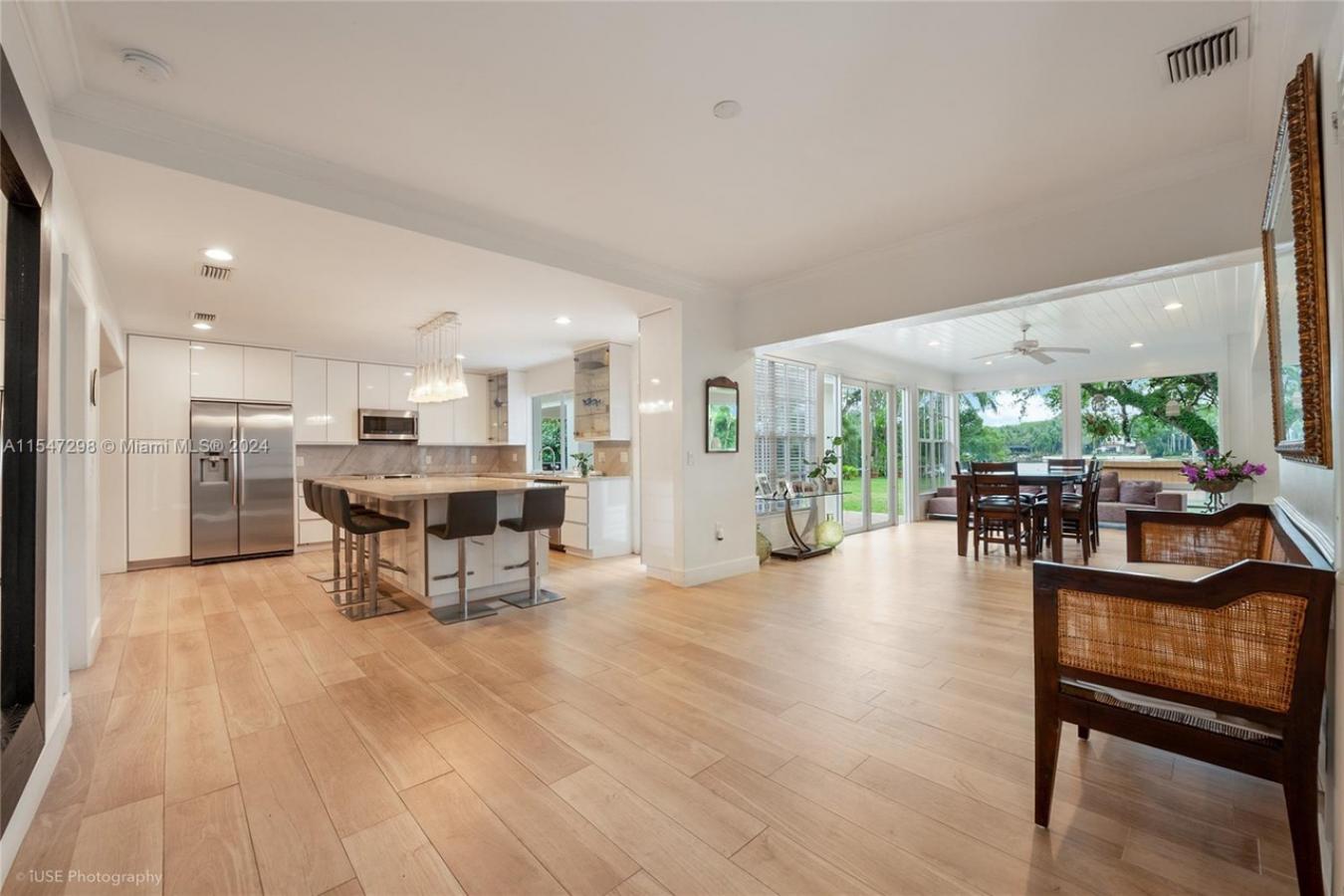 5320 N Kendall Drive, Coral Gables, FL, 33156, United States, 5 Bedrooms Bedrooms, ,3 BathroomsBathrooms,Residential,For Sale,5320 N Kendall Drive,1505882