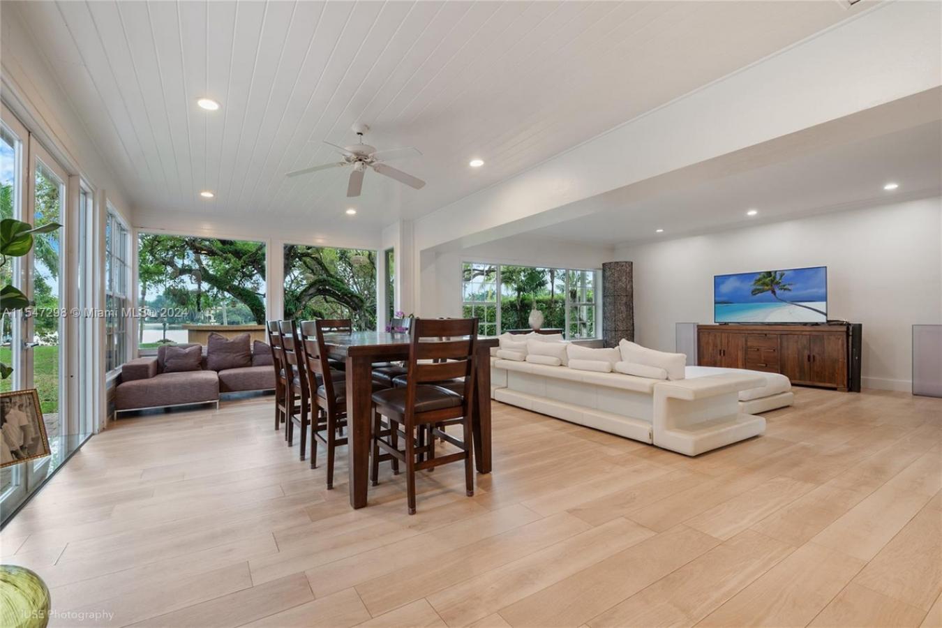 5320 N Kendall Drive, Coral Gables, FL, 33156, United States, 5 Bedrooms Bedrooms, ,3 BathroomsBathrooms,Residential,For Sale,5320 N Kendall Drive,1505882