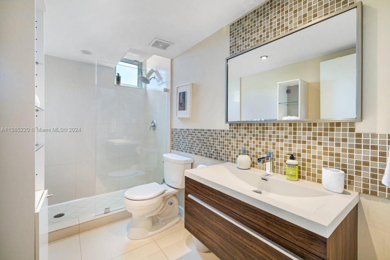 1884 SW 17th Street, Miami, FL, 33145, United States, 4 Bedrooms Bedrooms, ,3 BathroomsBathrooms,Residential,For Sale,1884 SW 17th Street,1505881