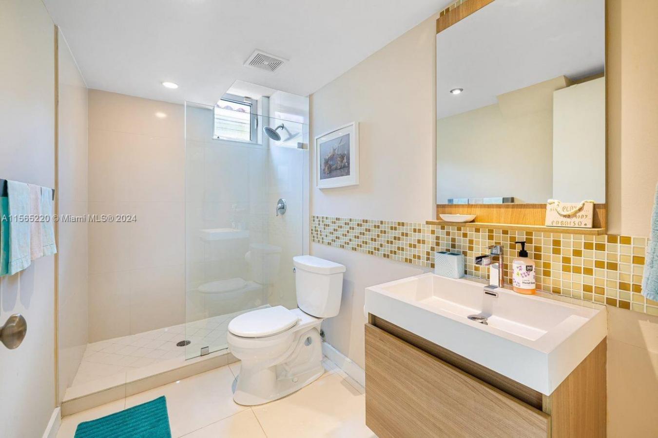 1884 SW 17th Street, Miami, FL, 33145, United States, 4 Bedrooms Bedrooms, ,3 BathroomsBathrooms,Residential,For Sale,1884 SW 17th Street,1505881