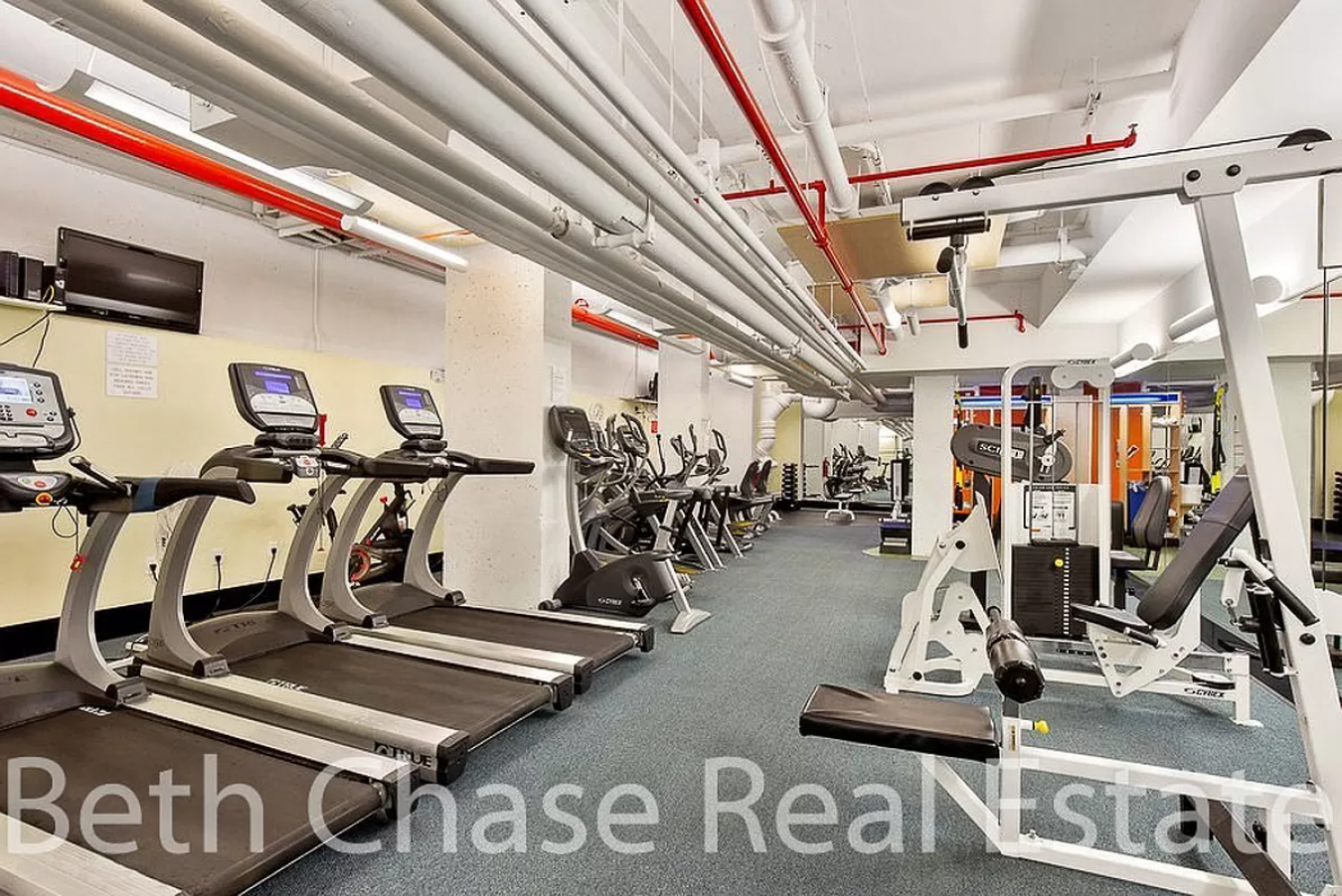 70 East 10th Street, New York, NY, 10003, United States, 2 Bedrooms Bedrooms, ,2 BathroomsBathrooms,Residential,For Sale,70 East 10th Street,1507648