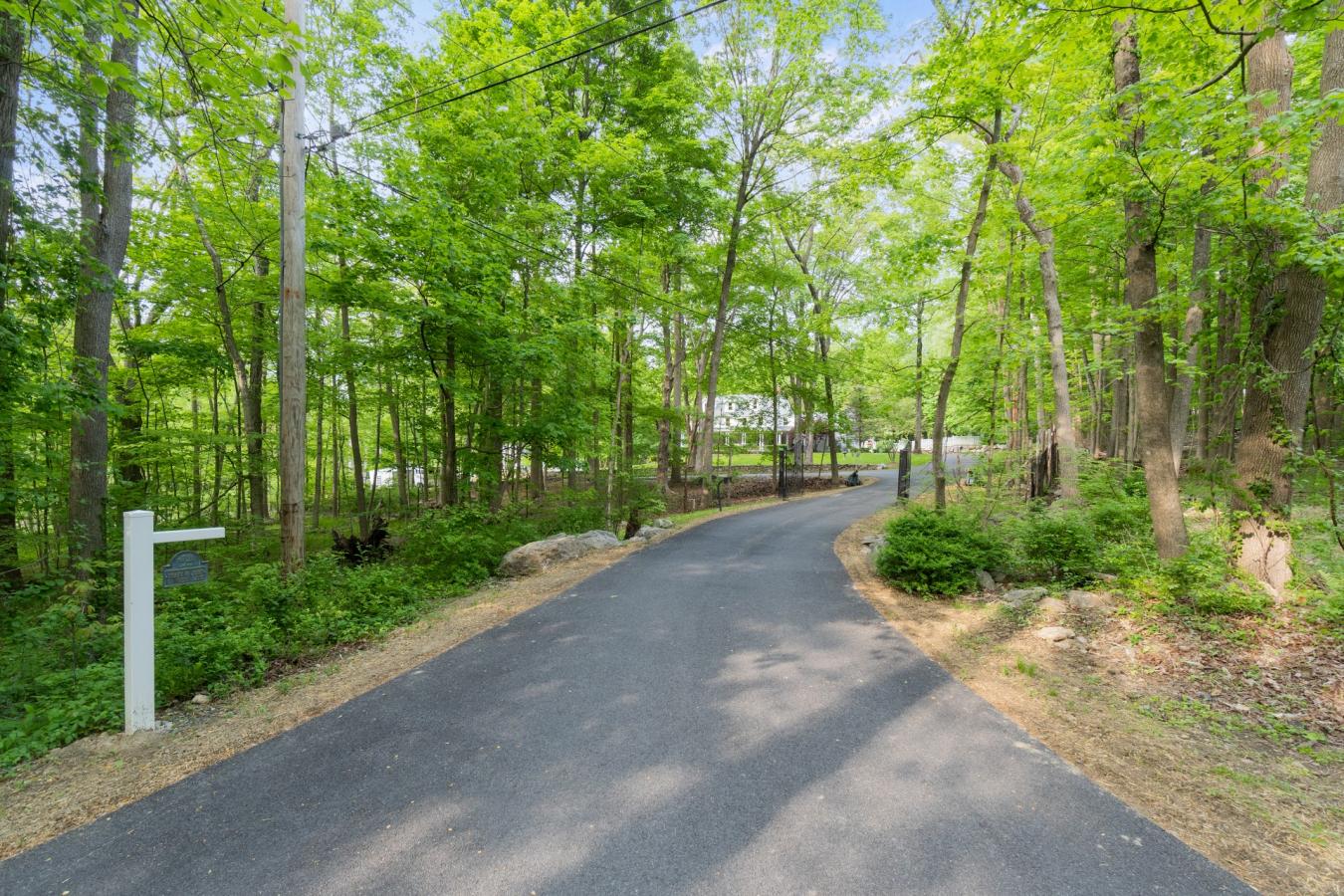 33 West Lane, South Salem, New York, 10590, United States, 5 Bedrooms Bedrooms, ,4 BathroomsBathrooms,Residential,For Sale,33 West Lane,878783