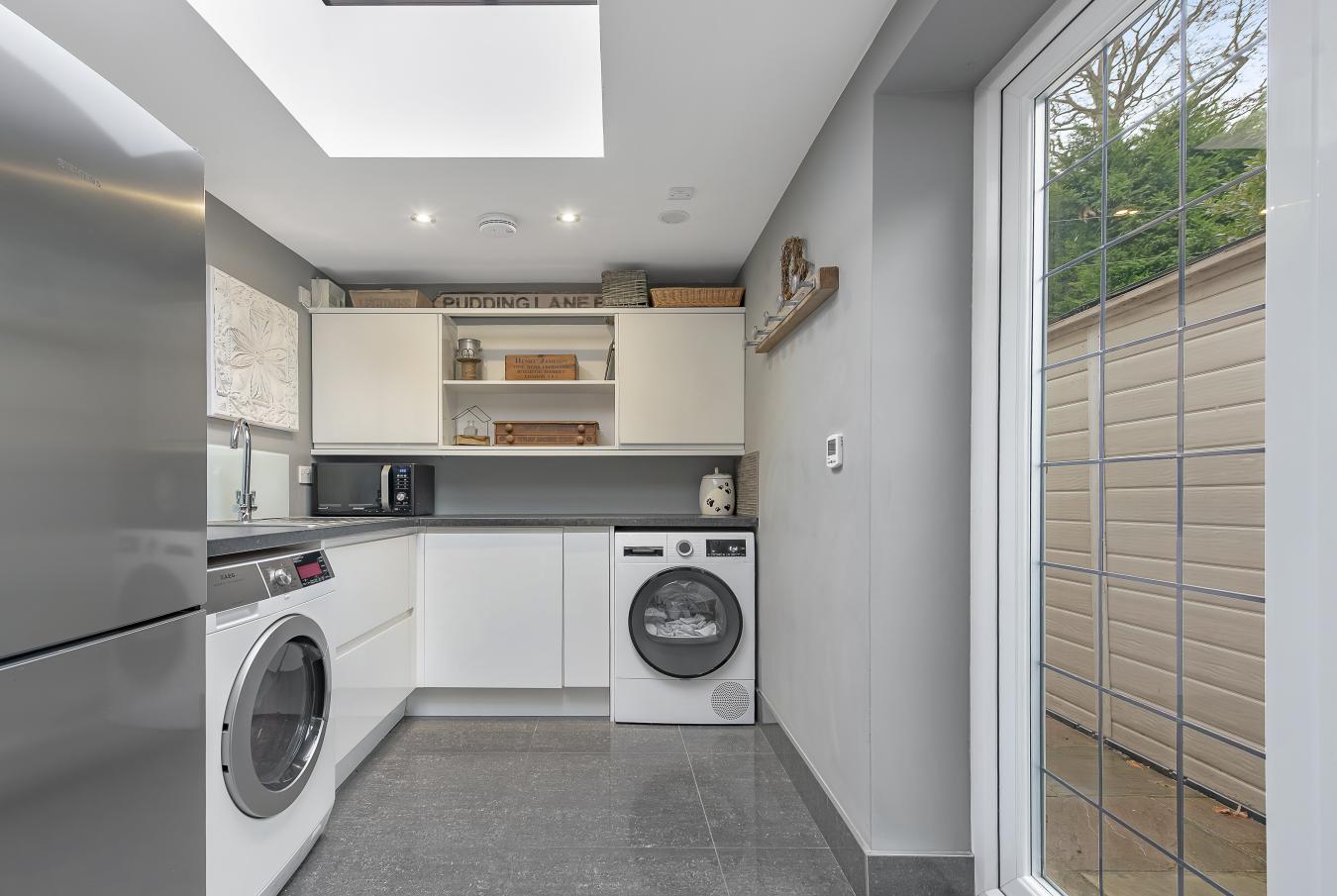 Woodside Close, Caterham, 00CR3, United Kingdom, 5 Bedrooms Bedrooms, ,4 BathroomsBathrooms,Residential,For Sale,Woodside Close,1507602