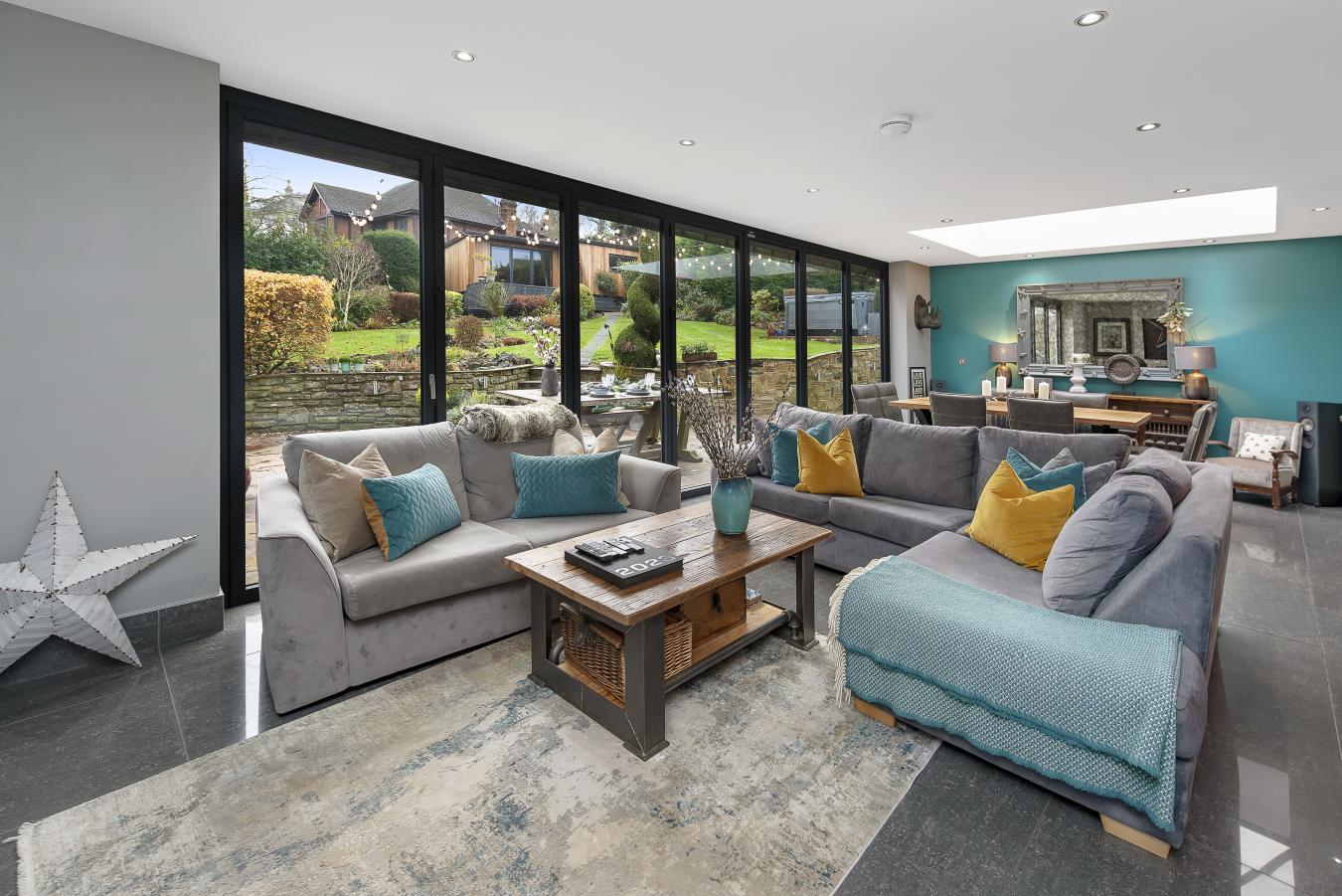 Woodside Close, Caterham, 00CR3, United Kingdom, 5 Bedrooms Bedrooms, ,4 BathroomsBathrooms,Residential,For Sale,Woodside Close,1507602