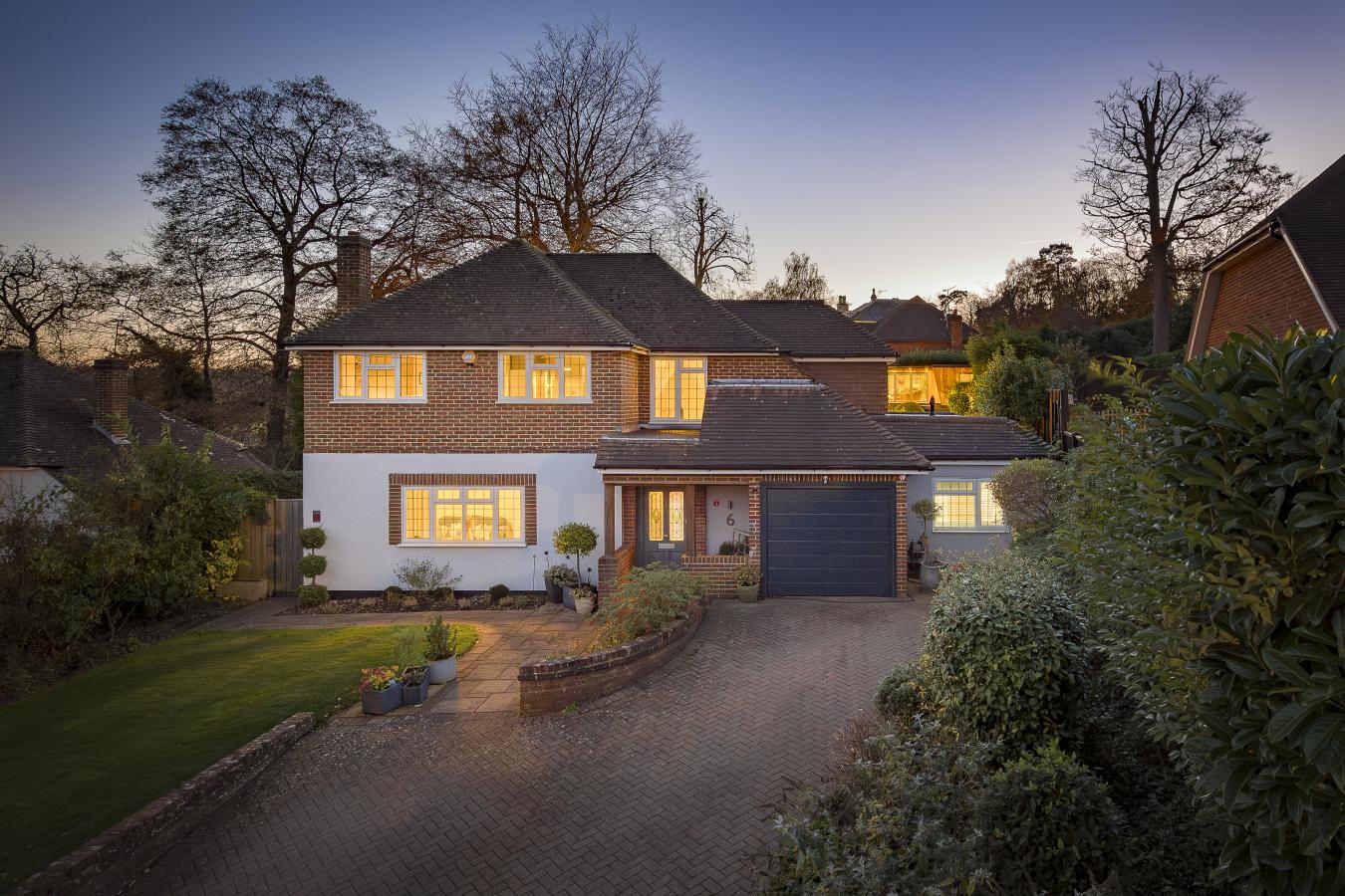 Woodside Close, Caterham, 00CR3, United Kingdom, 5 Bedrooms Bedrooms, ,4 BathroomsBathrooms,Residential,For Sale,Woodside Close,1507602