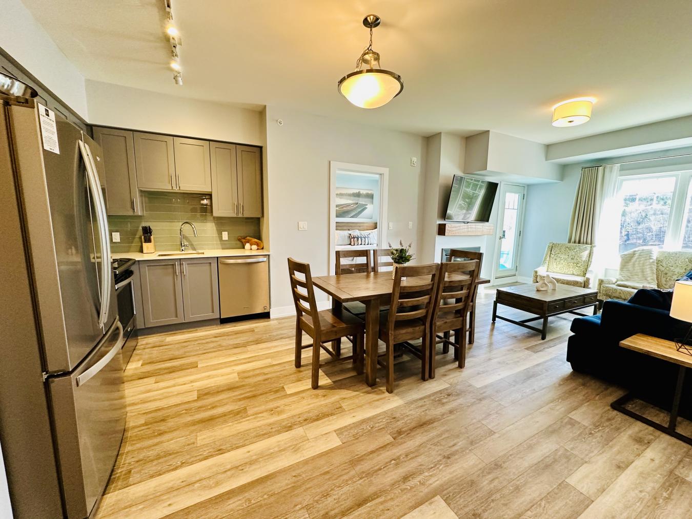 25 Pen Lake Point Road, Huntsville, ON, P1H 1A9, Canada, 2 Bedrooms Bedrooms, ,2 BathroomsBathrooms,Residential,For Sale,25 Pen Lake Point Road,1508127