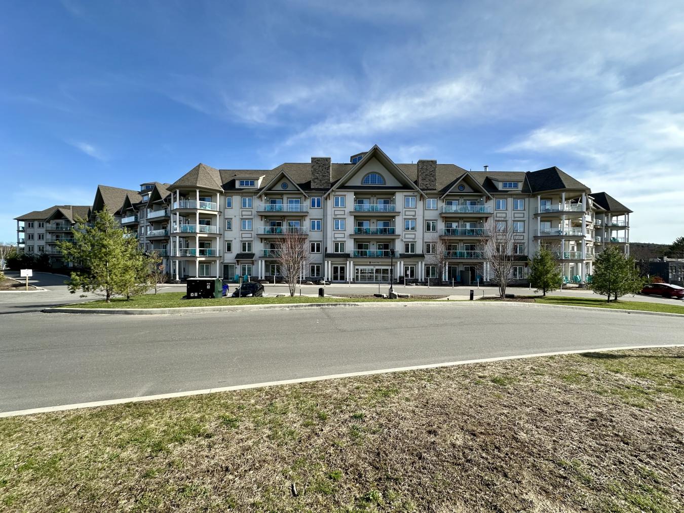 25 Pen Lake Point Road, Huntsville, ON, P1H 1A9, Canada, 2 Bedrooms Bedrooms, ,2 BathroomsBathrooms,Residential,For Sale,25 Pen Lake Point Road,1508127