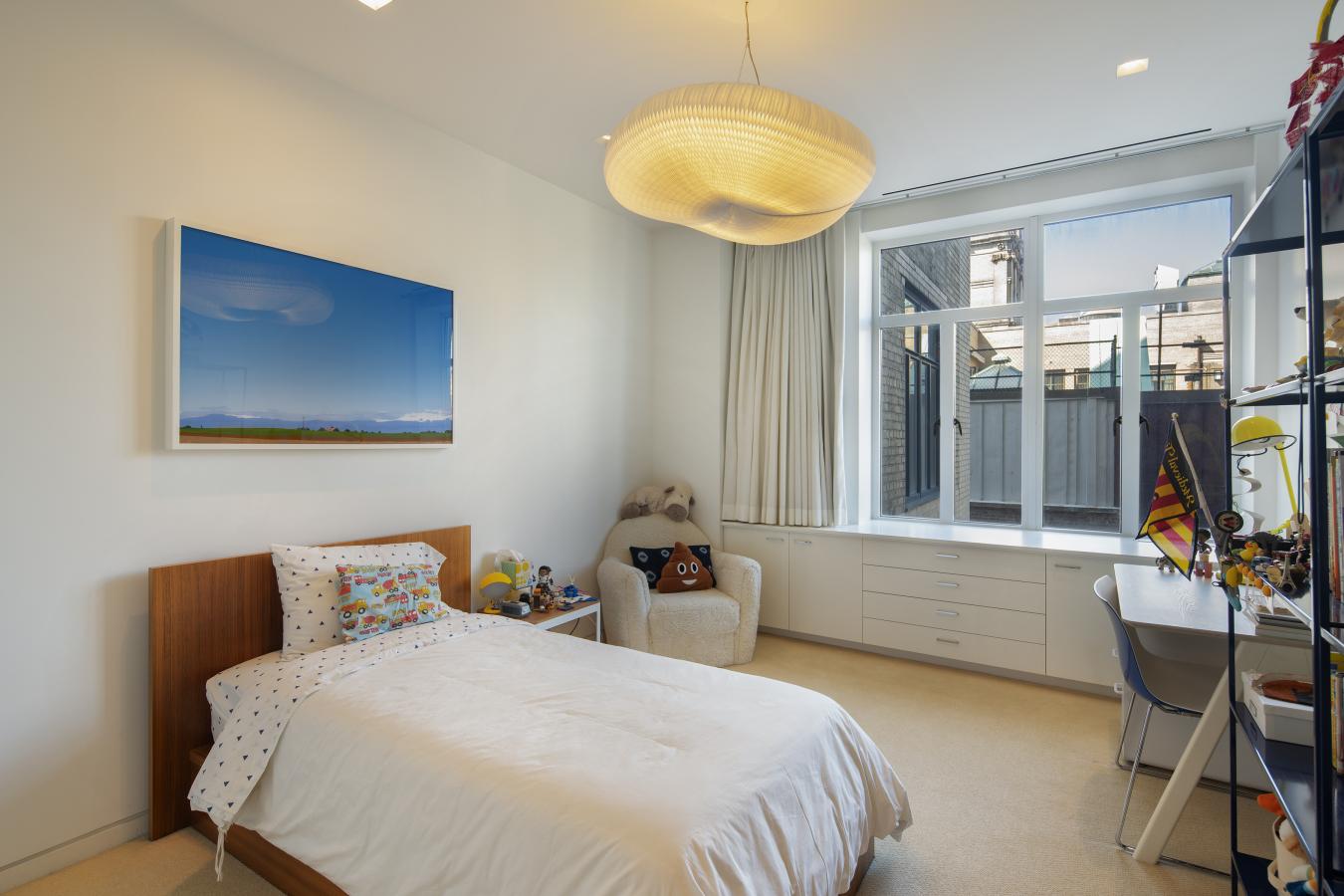 211 Central Park West Apartment, New York, New York, 10024, United States, 4 Bedrooms Bedrooms, ,4 BathroomsBathrooms,Residential,For Sale,211 Central Park West Apartment,919402