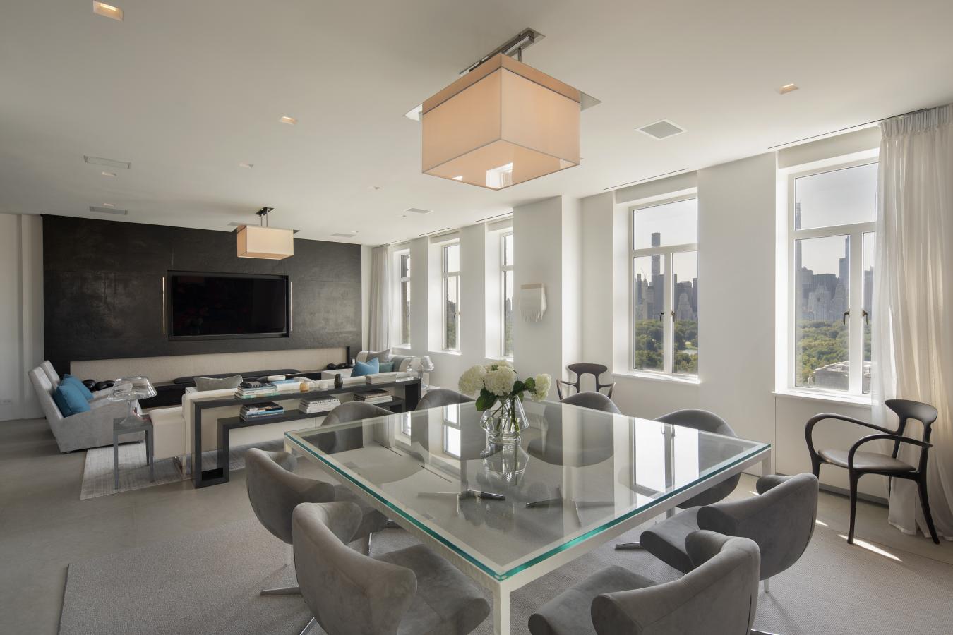 211 Central Park West Apartment, New York, New York, 10024, United States, 4 Bedrooms Bedrooms, ,4 BathroomsBathrooms,Residential,For Sale,211 Central Park West Apartment,919402