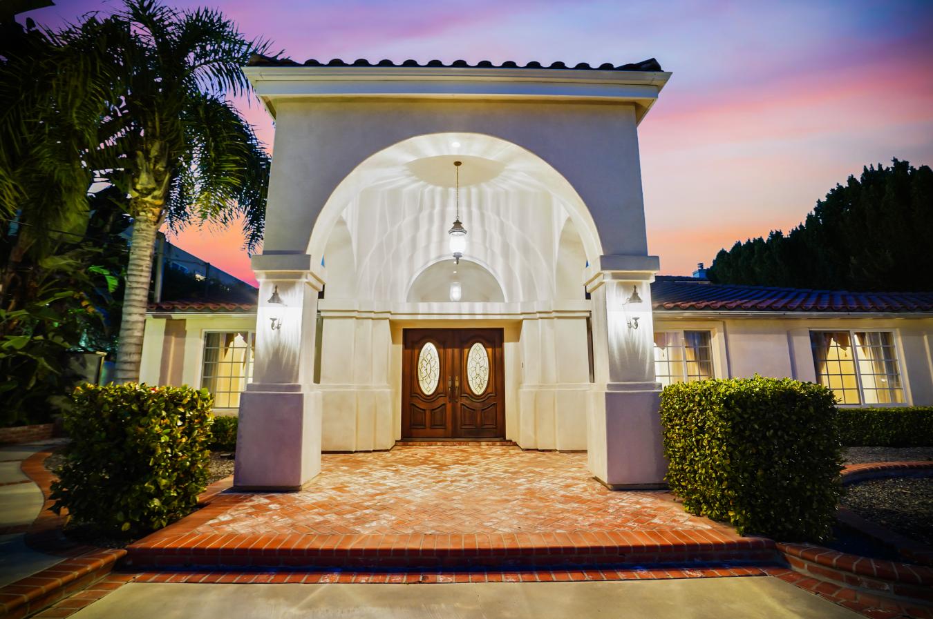 10655 Camarillo Street, Toluca Lake, CA, 91602, United States, 8 Bedrooms Bedrooms, ,9 BathroomsBathrooms,Residential,For Sale,10655 Camarillo Street,1510749