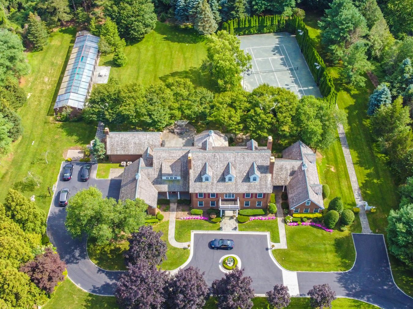 6 Pen Mor Drive, Muttontown, NY, 11732, United States, 6 Bedrooms Bedrooms, ,6 BathroomsBathrooms,Residential,For Sale,6 Pen Mor Drive,937044