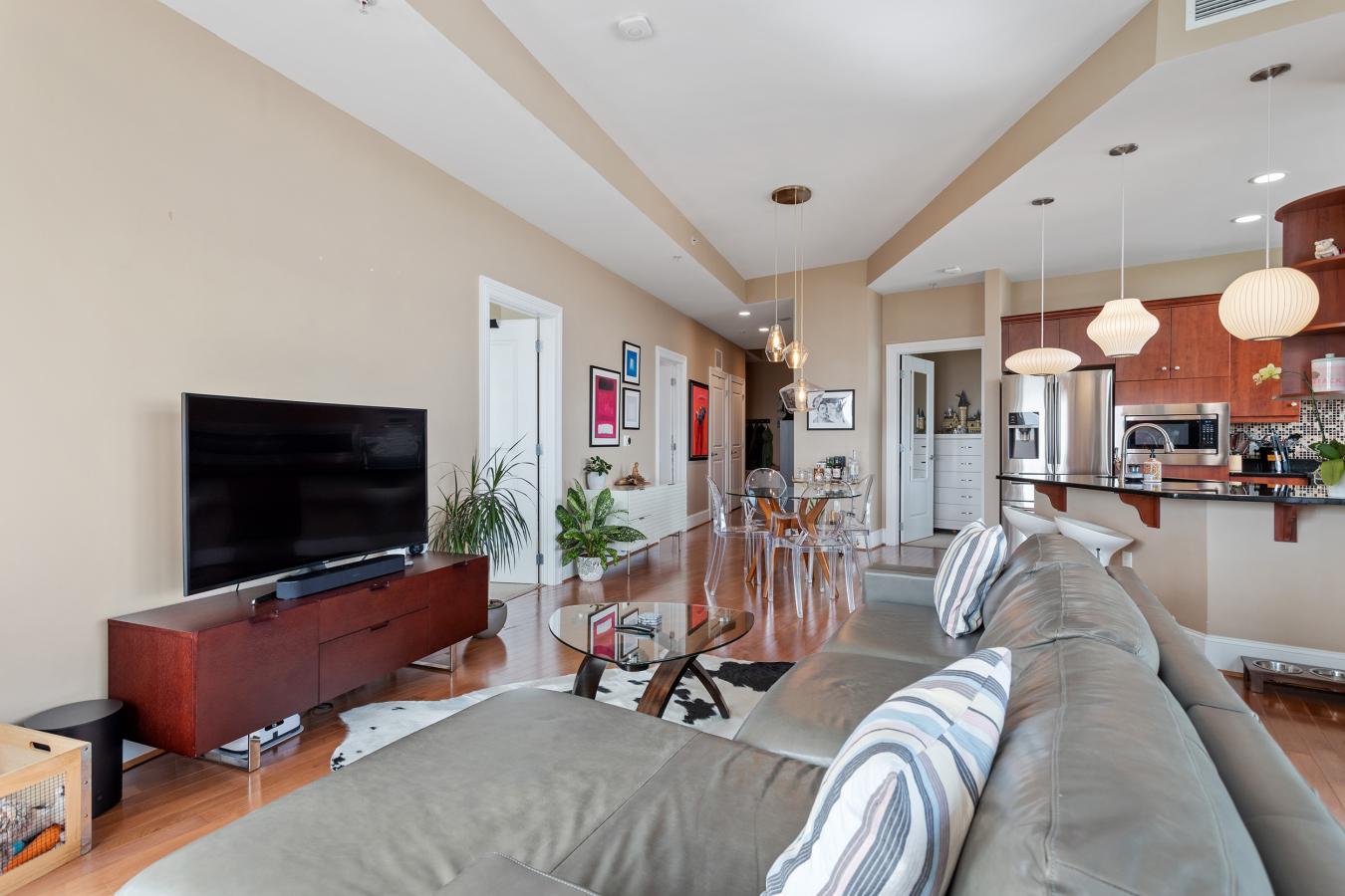 400 W NORTH STREET, Raleigh, North Carolina, 27603-1562, United States, 2 Bedrooms Bedrooms, ,2 BathroomsBathrooms,Residential,For Sale,400 W NORTH STREET,1513273