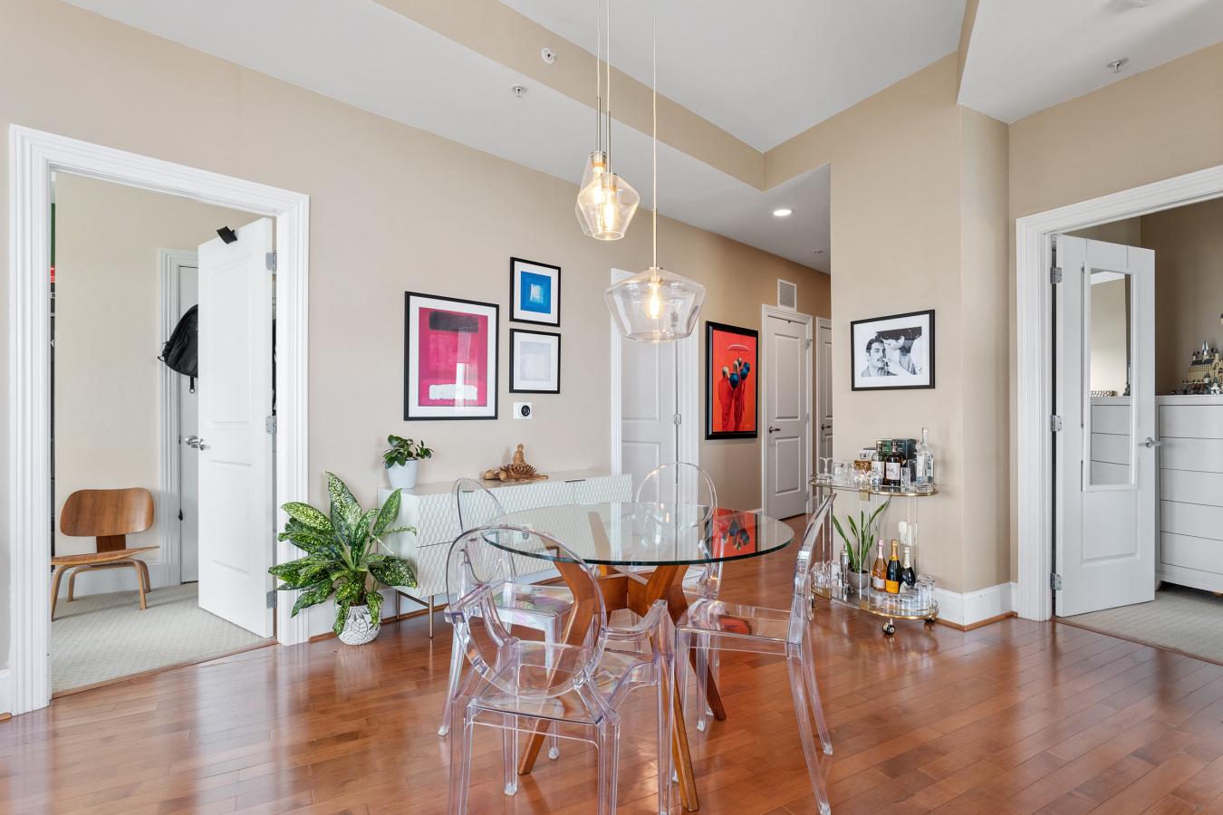 400 W NORTH STREET, Raleigh, North Carolina, 27603-1562, United States, 2 Bedrooms Bedrooms, ,2 BathroomsBathrooms,Residential,For Sale,400 W NORTH STREET,1513273