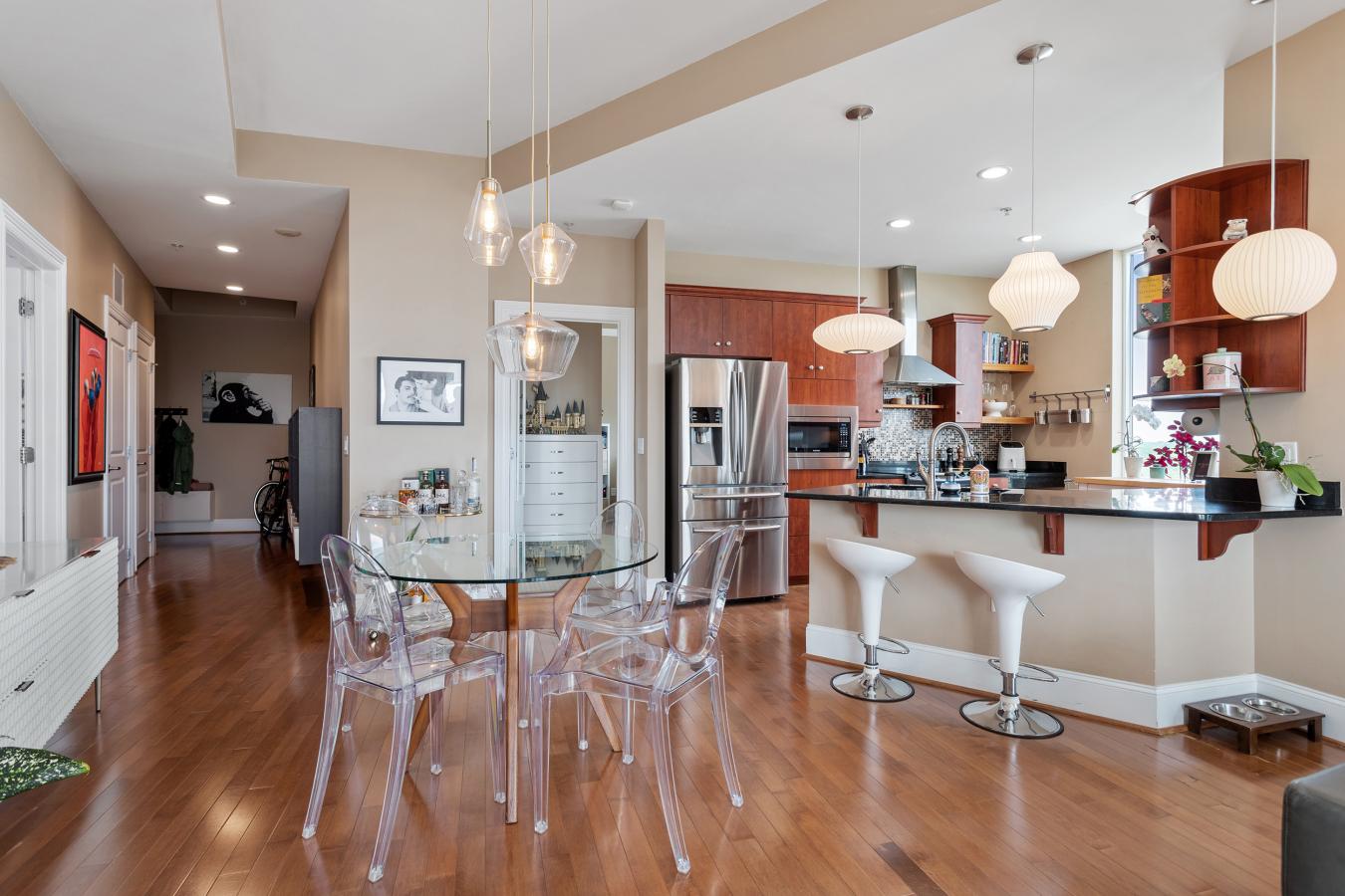 400 W NORTH STREET, Raleigh, North Carolina, 27603-1562, United States, 2 Bedrooms Bedrooms, ,2 BathroomsBathrooms,Residential,For Sale,400 W NORTH STREET,1513273