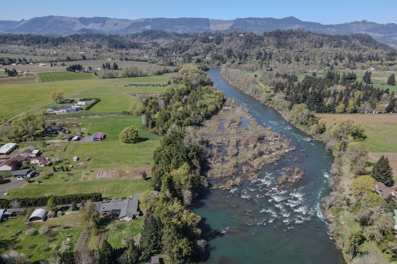 1313 Quail Ln, Roseburg, Oregon, 97471, United States, 3 Bedrooms Bedrooms, ,2 BathroomsBathrooms,Residential,For Sale,1313 Quail Ln,1513232